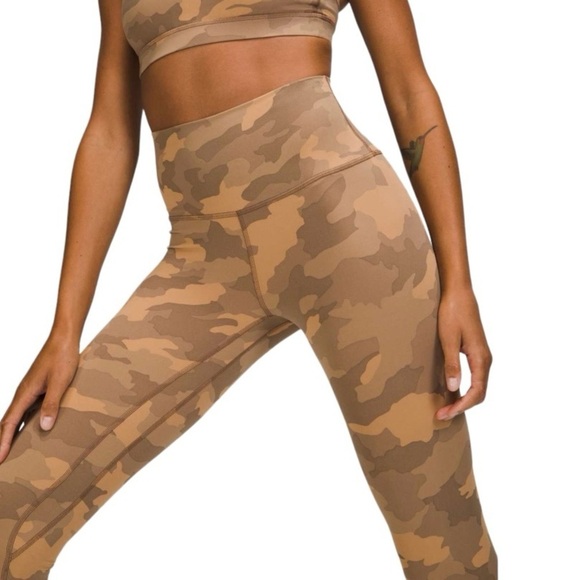 Lululemon Align High-Rise Crop 23"
Heritage 365 Camo Beige Multi size 14 - Picture 3 of 9